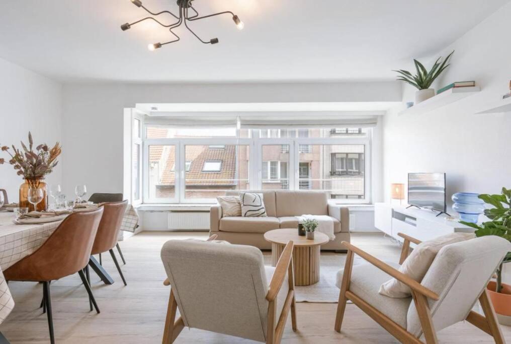 Hugo By The Harbor, Light-Filled And Centrally Located Apartment - Free Parking ออสเทนด์ ภายนอก รูปภาพ