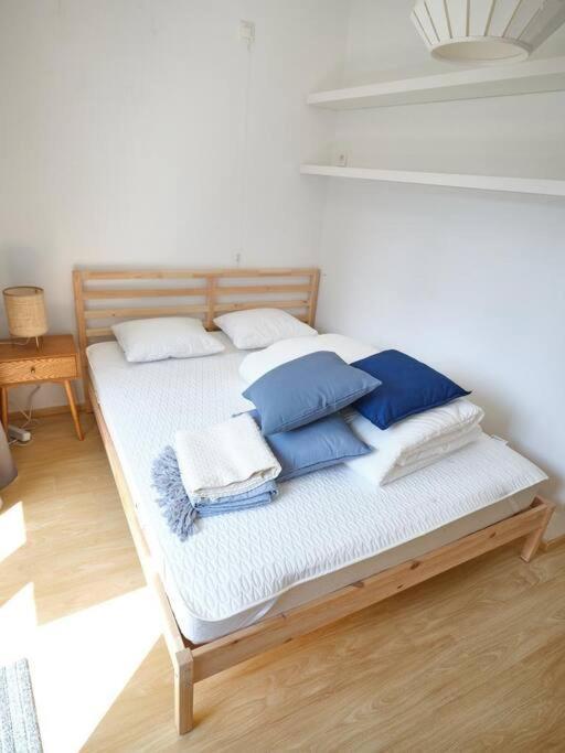 Hugo By The Harbor, Light-Filled And Centrally Located Apartment - Free Parking ออสเทนด์ ภายนอก รูปภาพ
