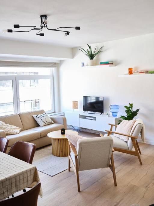 Hugo By The Harbor, Light-Filled And Centrally Located Apartment - Free Parking ออสเทนด์ ภายนอก รูปภาพ